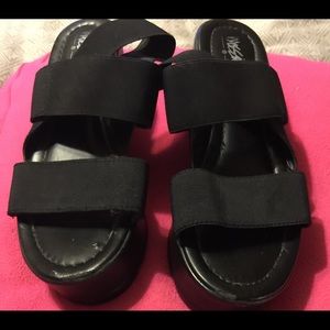Mossaio shoes wedges Sz 8 -Like New